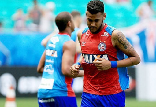 Júnior Brumado tem contrato renovado com o Bahia