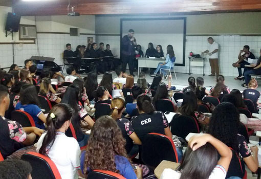 Brumado: alunos do CEB realizaram Júri Simulado