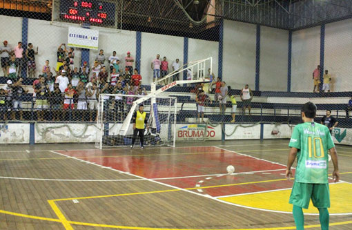 Juventude de Brumado vence Cândido Sales nos pênaltis e vai a final do Campeonato Regional de Futsal