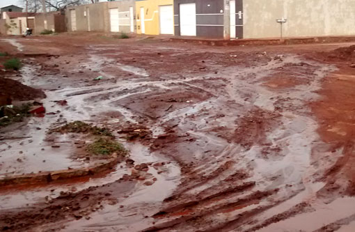 Brumado: Moradores do Bairro Maria de Lourdes reclamam da falta de pavimentação