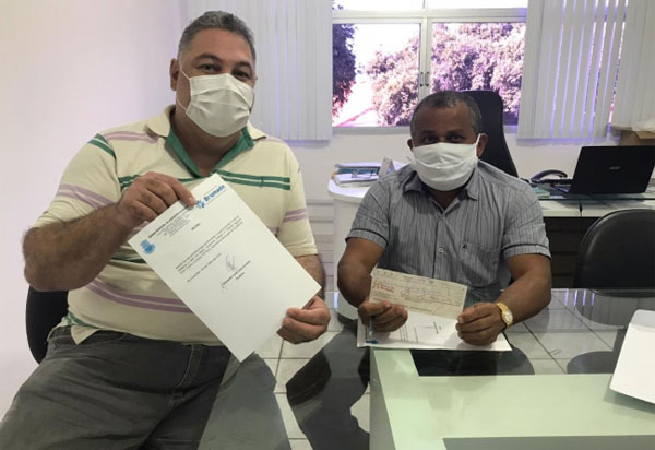 Câmara de Vereadores de Brumado comprova economia de gastos e devolve ao município mais R$ 77 mil, chegando ao montante de R$ 200 mil para fortalecer o combate à Covid-19