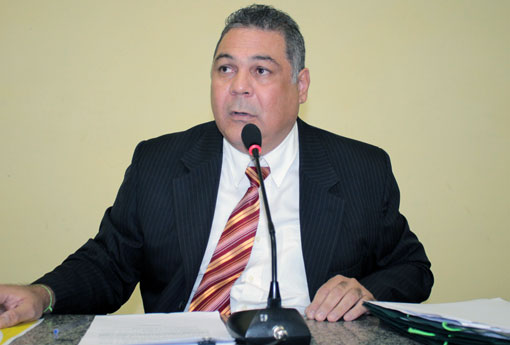 Brumado: Projeto de Lei regulamenta o uso do nome político dos vereadores durante as sessões