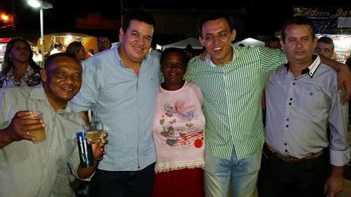 Marquinho Viana Participa da festa de aniversário de Licínio de Almeida e Cavalgada em Iramaia