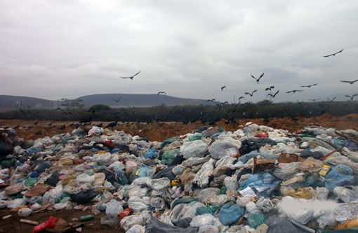 Promotoria realiza reunião sobre a destinação final do lixo de Brumado
