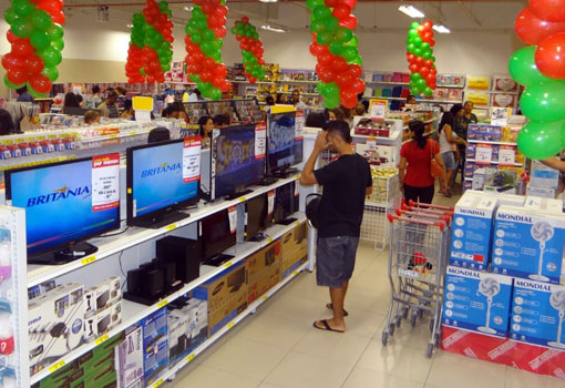 Confiança do empresariado é a maior desde julho de 2014, diz FGV