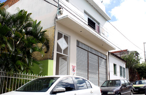 Brumado: Bandidos assaltam loja de manutenção de computadores