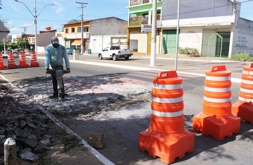 Brumado: Altura das Lombofaixas da Avenida Lindolfo Azevedo Brito será reduzida