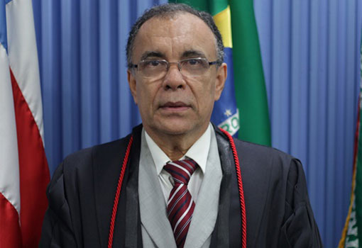 Desembargador Lourival Trindade será homenageado com título de cidadão brumadense de autoria do vereador Léo Vasconcelos