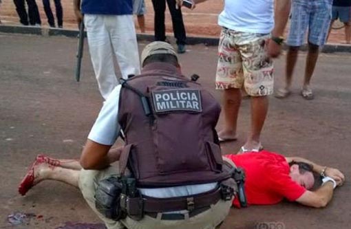 Luís Eduardo Magalhães: Homem ameaça explodir delegacia com granada e é baleado