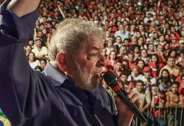 Lula é absolvido de acusação de obstrução de justiça