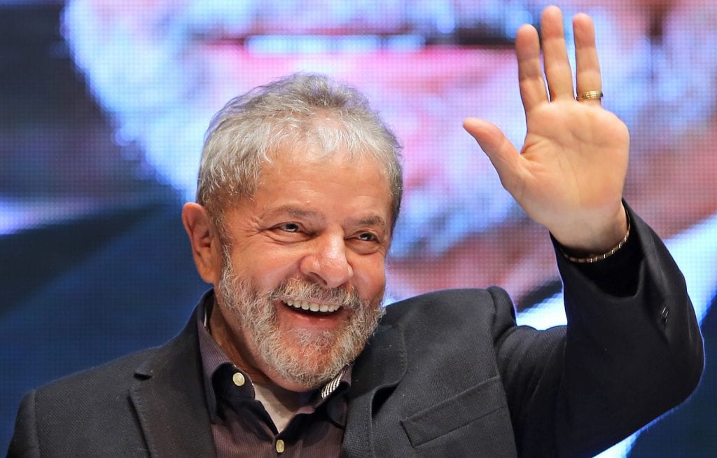 Pesquisa: Lula lidera intenções de voto para eleição presidencial em 2022