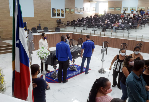 Câmara de Vereadores de Brumado decreta luto de 07 dias pela morte de José Carlos de Jonas