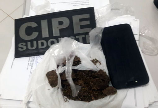 Tanhaçu: Caesg detém dois por tráfico de drogas