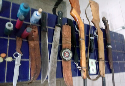 Maetinga: Polícia Militar detém indivíduo acusado de ameaça a pessoas e porte ilegal de arma de fogo