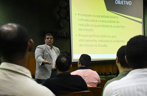 Detran convoca unidades do interior do estado para o 'Maio Amarelo'