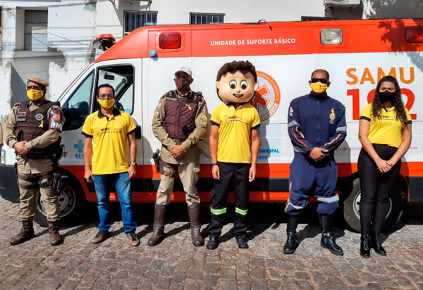 Carreata marca início na Campanha 'Maio Amarelo' em Brumado