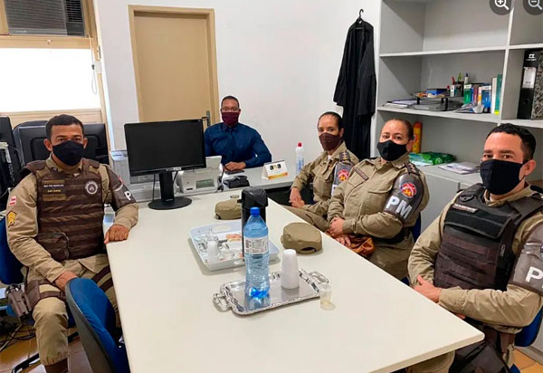 Comando 34ª CIPM faz visita institucional ao juiz da comarca de Barra da Estiva