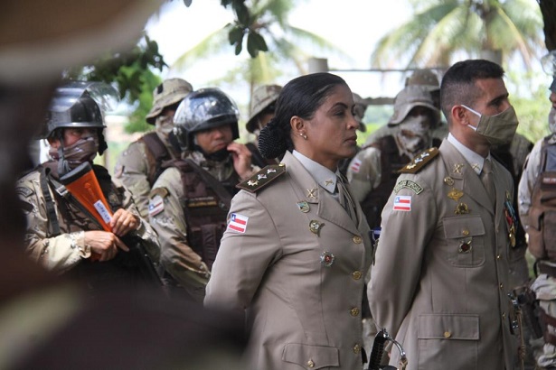 Conheça a primeira mulher a comandar uma Cipe da Polícia Militar