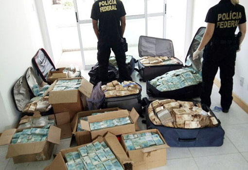 Defesa de Geddel  solicitou ao STF o número de telefone de quem fez ligação anônima e entregou 'bunker' com R$ 51 milhões em Salvador