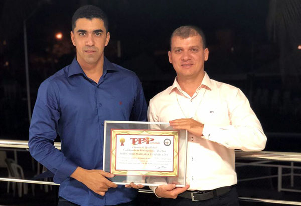 Brumado: Todo Estilo Malharia recebe prêmio Destaque do Ano