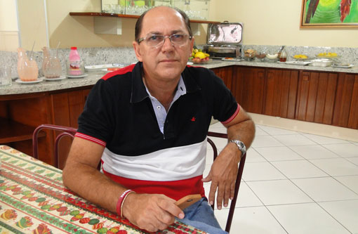 Vice-presidente do Vitória fica decepcionado com pouca torcida em amistoso