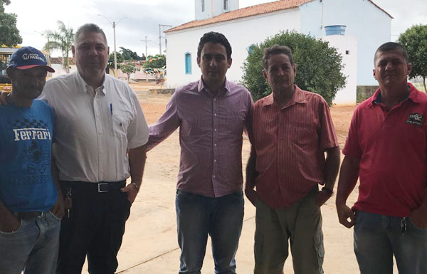 Brumado: Léo Vasconcelos e Márcio Moreira visitam comunidade de Arrecife em apoio aos festejos de São João