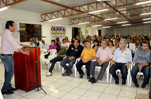Eleições 2014: Sem presença de Lídice, Eduardo inaugura comitê em Brumado