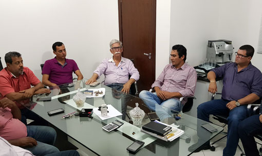 Pré-candidato a deputado estadual, Márcio Moreira recebe apoio do prefeito, vice-prefeito e 7 vereadores brumadenses