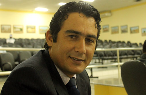 Vereador Márcio Moreira deseja a todos um Feliz Natal