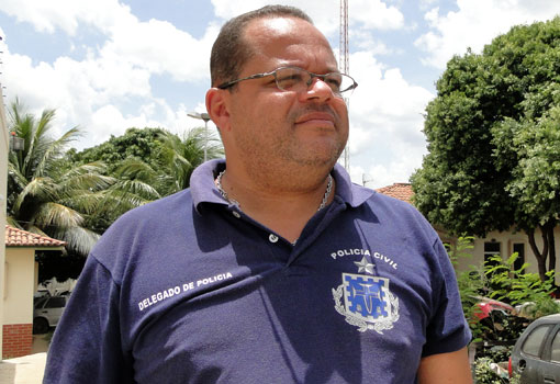 Corpo carbonizado achado em carro é do delegado Marco Torres, diz Polícia Civil