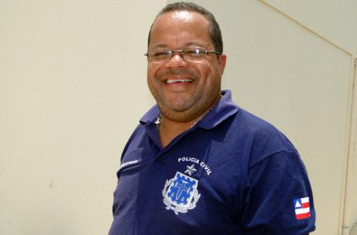 Carro do delegado Marco Torres foi encontrado incendiado na rodovia entre  Sussuarana e Anagé 