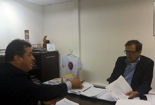 Marquinho Viana participa de reunião com secretário Walter Pinheiro na companhia do prefeito de Contendas do Sincorá