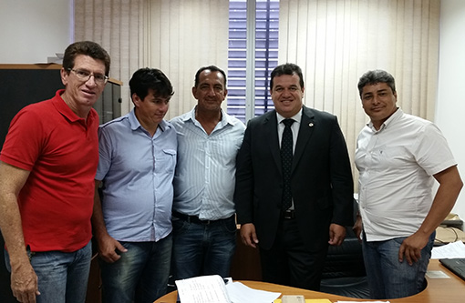 Deputado Marquinho Viana recebe lideranças políticas de Mirante