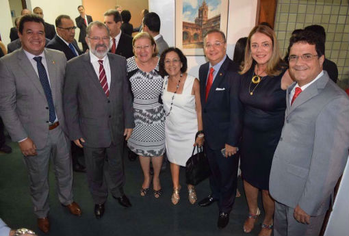 Deputado Marquinho Viana participa de solenidade de entrega de título na ALBA