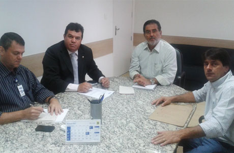 Livramento: Presidente da Embasa atende pedido do deputado Marquinho Viana e autoriza  ampliação da rede de água