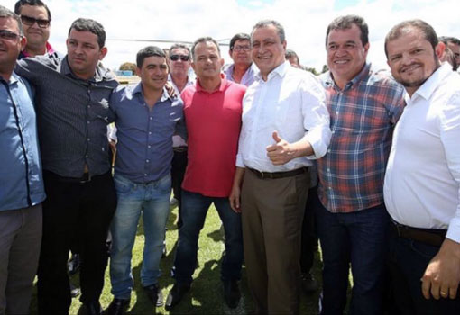 Deputado Marquinho Viana acompanha o governador Rui Costa em visita a Belo Campo