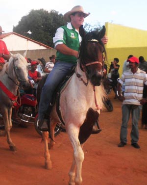 MARQUINHO VIANA PRESTIGIOU CAVALGADA EM ITUAÇU