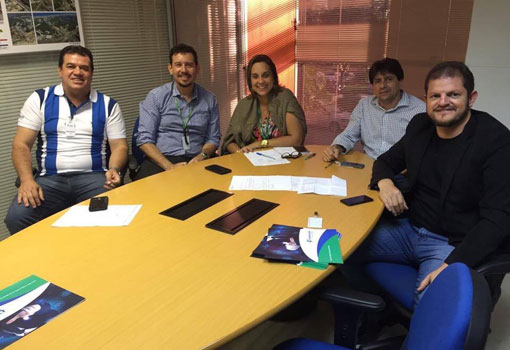 Deputado Marquinho Viana vai à COELBA reivindicar energia para vários municípios