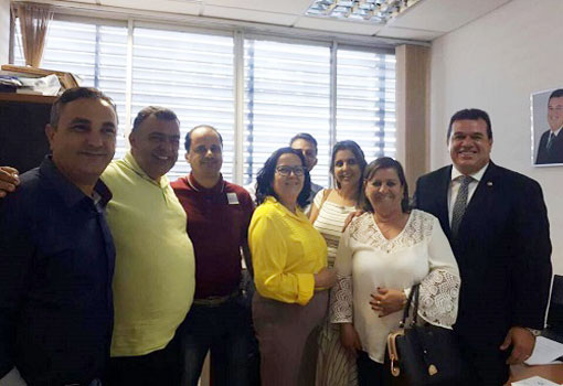 Deputado Marquinho Viana recebe gestores municipais em seu gabinete na AL-BA