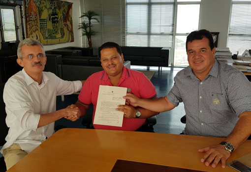 Deputado Marquinho Viana busca benefícios para Ibicoara na sede do DNOCS em Fortaleza 