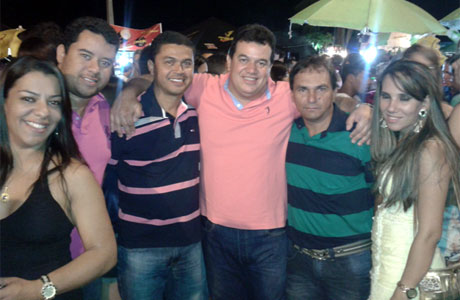 Deputado Marquinho Viana festeja emancipação de Tanhaçu