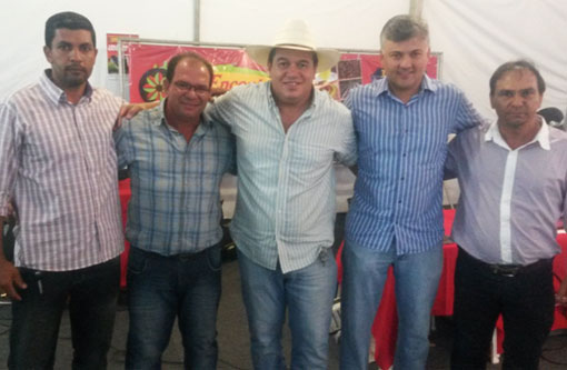 Marquinho Viana participa do encerramento do VI Encontro de Produtores Rurais de Barra da Estiva e Região