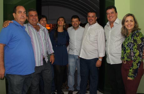 BARRA DA ESTIVA: MARQUINHO INAUGURA ESCRITÓRIO