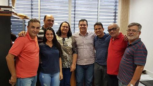 Deputado Marquinho  Viana recebe prefeito, vereadores,  lideranças políticas e amigos na ALBA