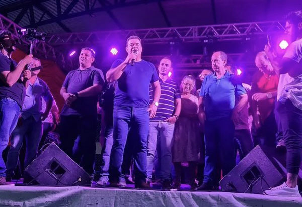 Deputado Marquinho Viana inaugura mais uma obra em Ituaçu 