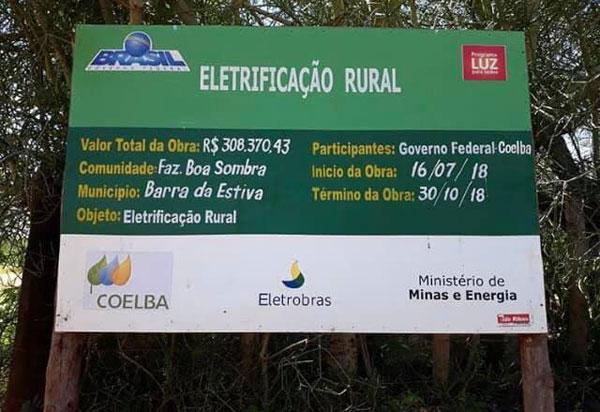 Deputado Marquinho Viana  participa da inauguração de rede de energia  na zona rural de Barra da Estiva