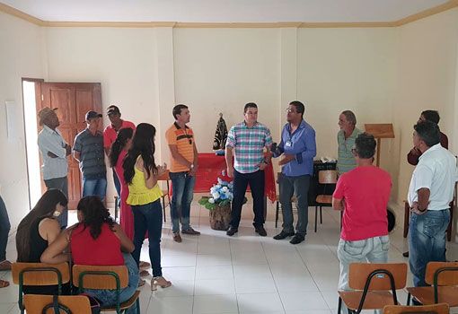 Deputado Marquinho Viana discute prioridades de Lagoa Real