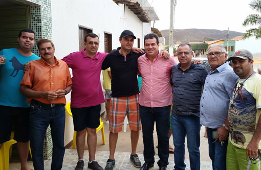 Deputado Marquinho Viana prestigia campeonato de futebol em Livramento e visita distrito de Marcolino Moura, em Rio de Contas