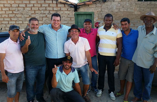 Deputado Marquinho Viana consegue iluminação pública para Marcolino Moura