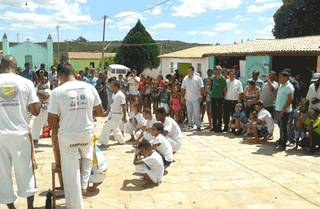 Barra da Estiva: Marquinho Viana confraterniza com a comunidade quilombola de Camulengo